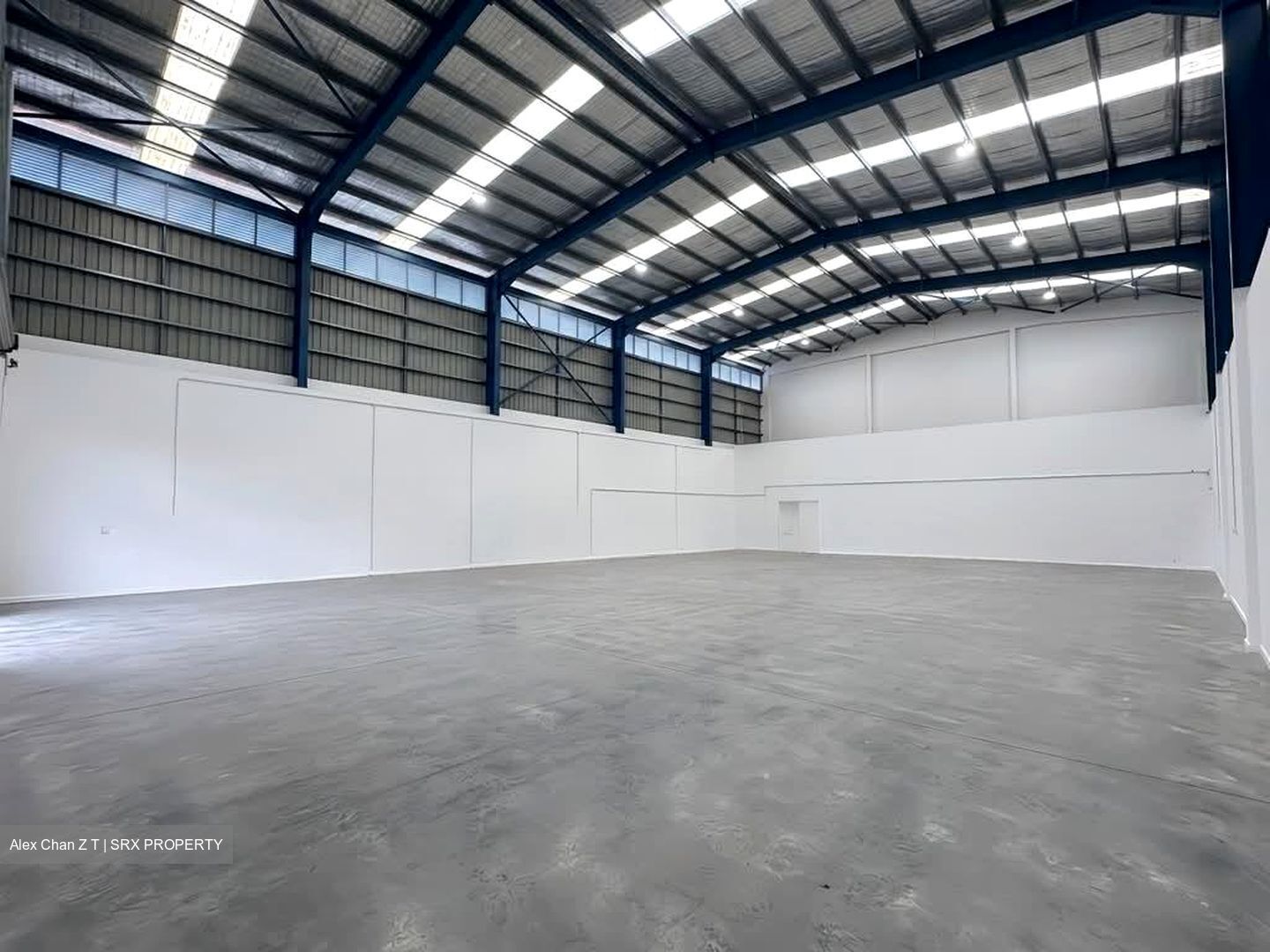 Jurong East MRT (D22), Factory #578702231